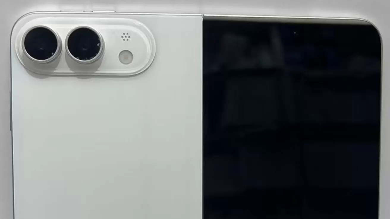 A dummy unit of the iPhone Ultra, shared by Sonny Dickson.