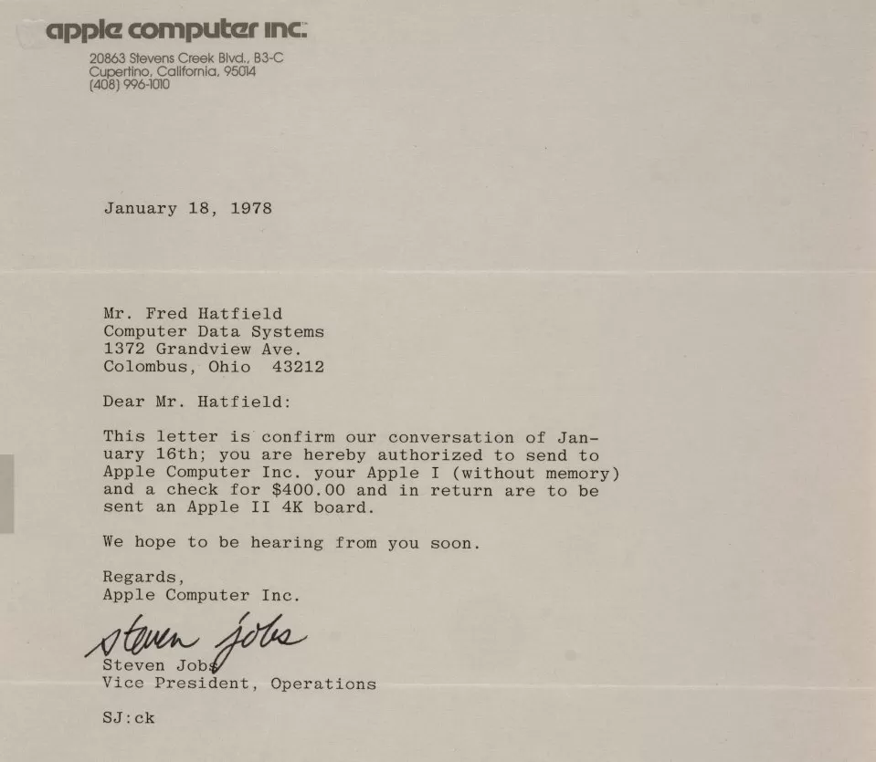 1978 Apple Computer Inc. letter to Fred Hatfield confirming shipment of his Apple II and payment, signed by Steven Jobs as Vice President, Operations, on official company letterhead