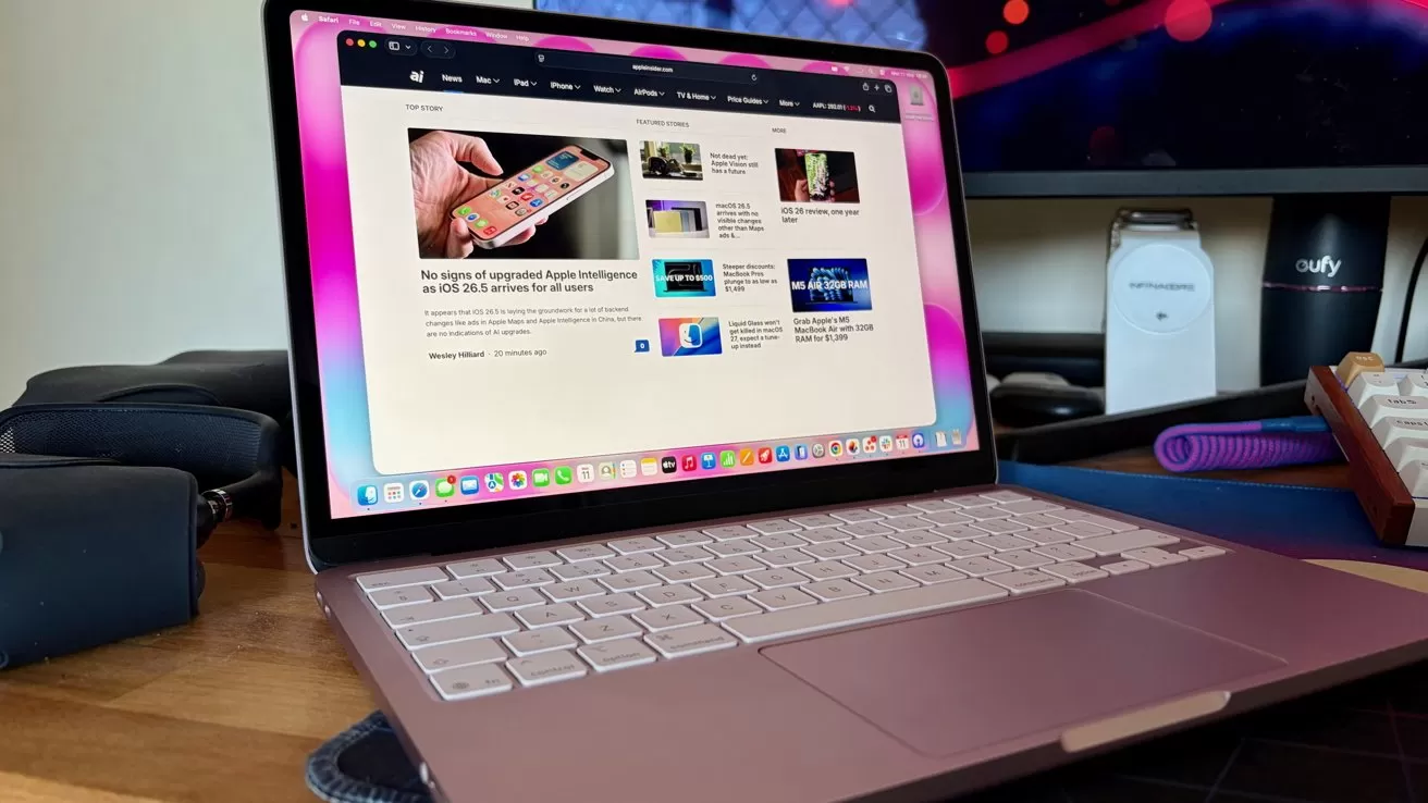 Apple may find OLED middle-ground between MacBook Pro and Air in 2029