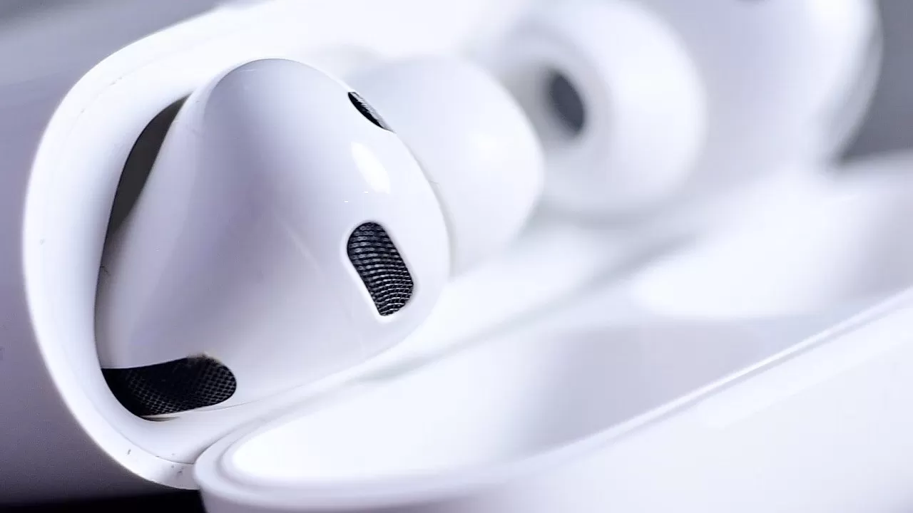 Apple still plans a camera-free AirPods Pro update for 2026