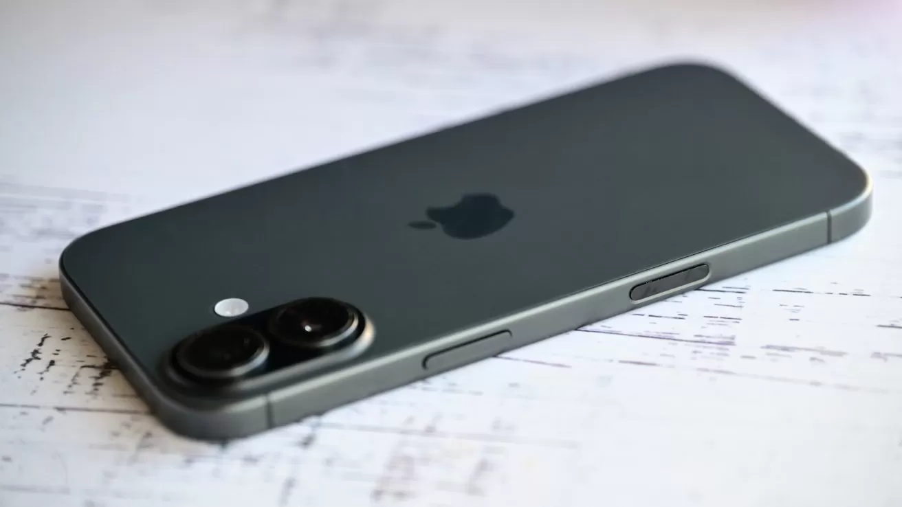 2027 iPhone 18 rumors: Smaller Dynamic Island, 12GB or 9GB RAM, 2nm A20 chip