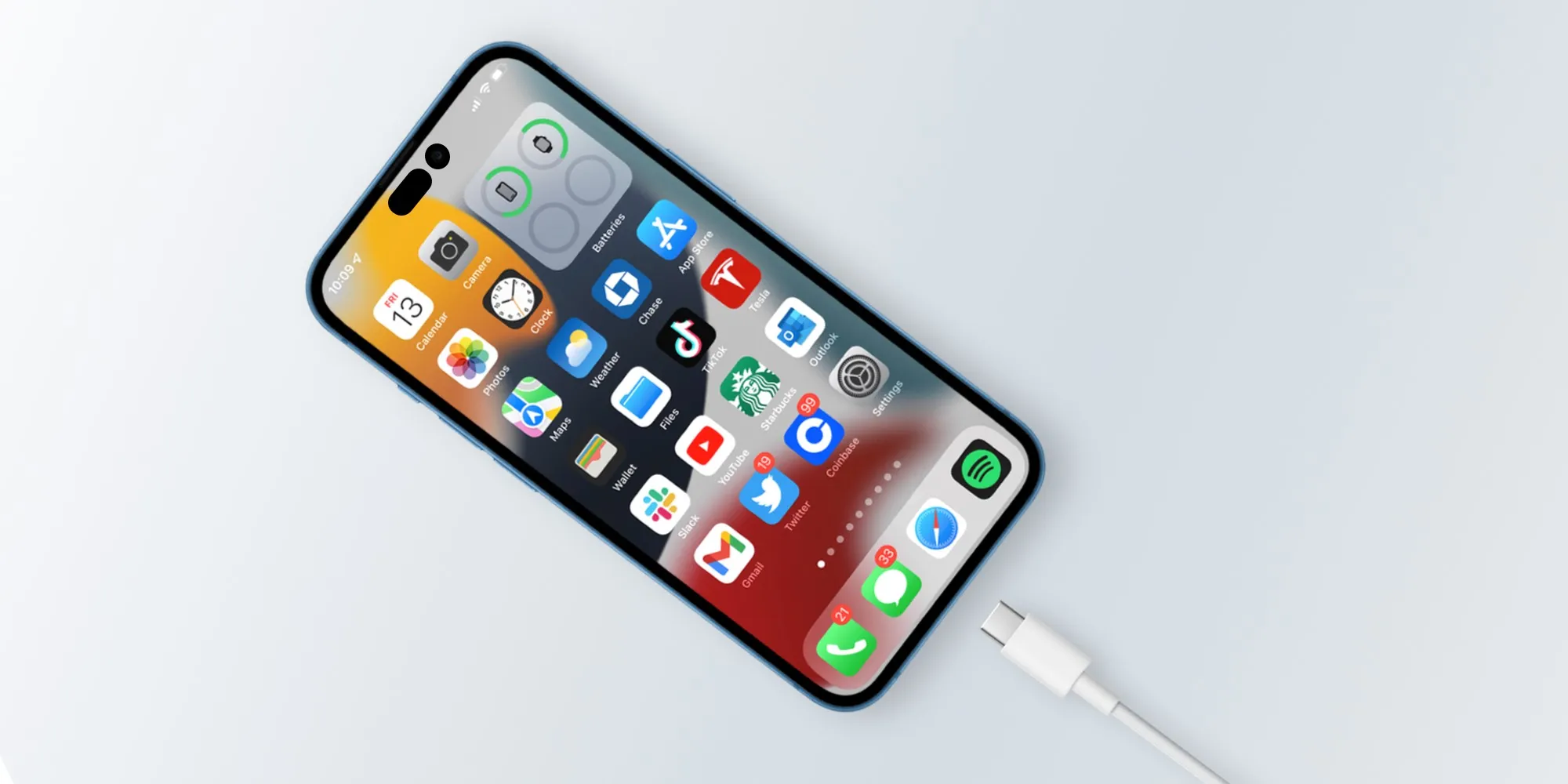 iPhone 15 may switch to USB-C charging port next year